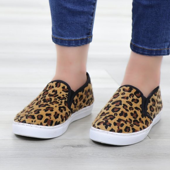 Slip On Leopard Print Furry Fashion Sneakers - Picture 15 of 15